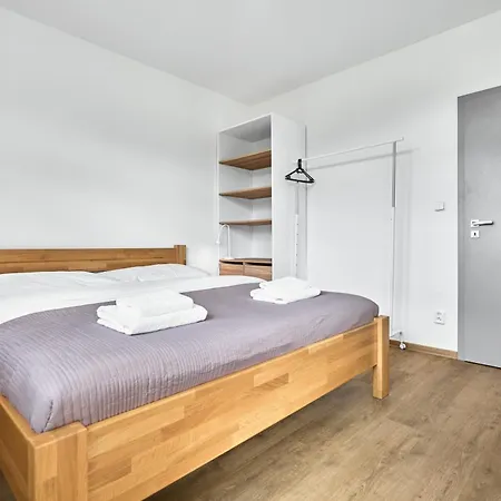 Enzian By Mountain Ways شقة Loučná pod Klínovcem